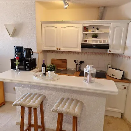 Casa Playa Del Duque 2 In 1st Sea Line Directly At The Beach, Heated Pool, Wifi アデヘ